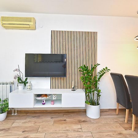Apartment 2207 Пула Экстерьер фото