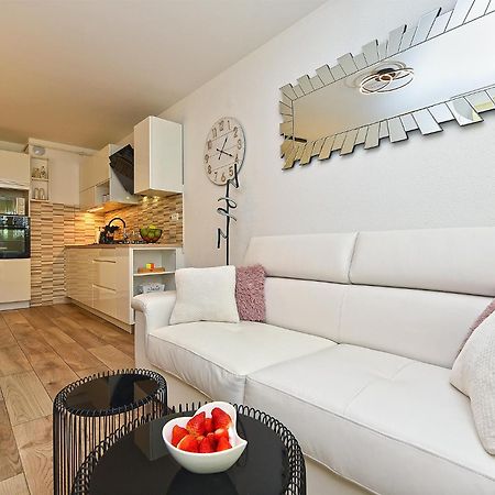 Apartment 2207 Пула Экстерьер фото